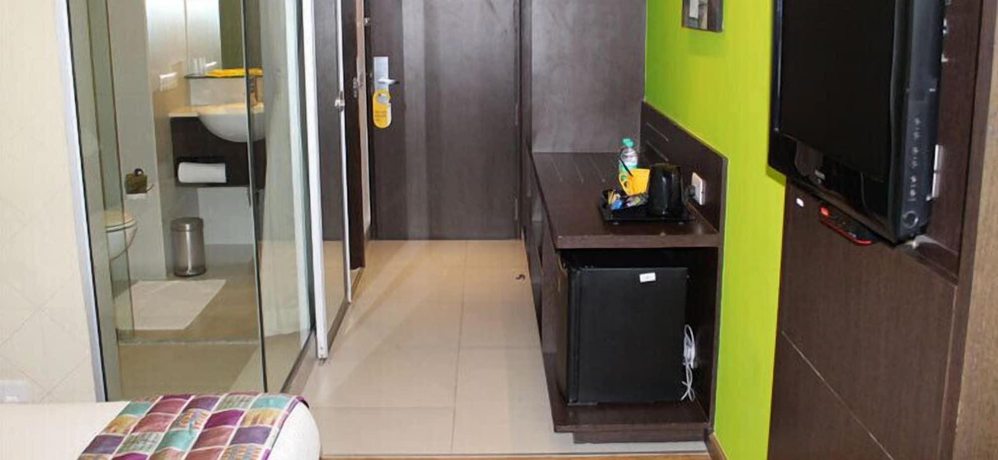 Keys Prima By Lemon Tree Hotels, Pimpri, Pune Eksteriør billede