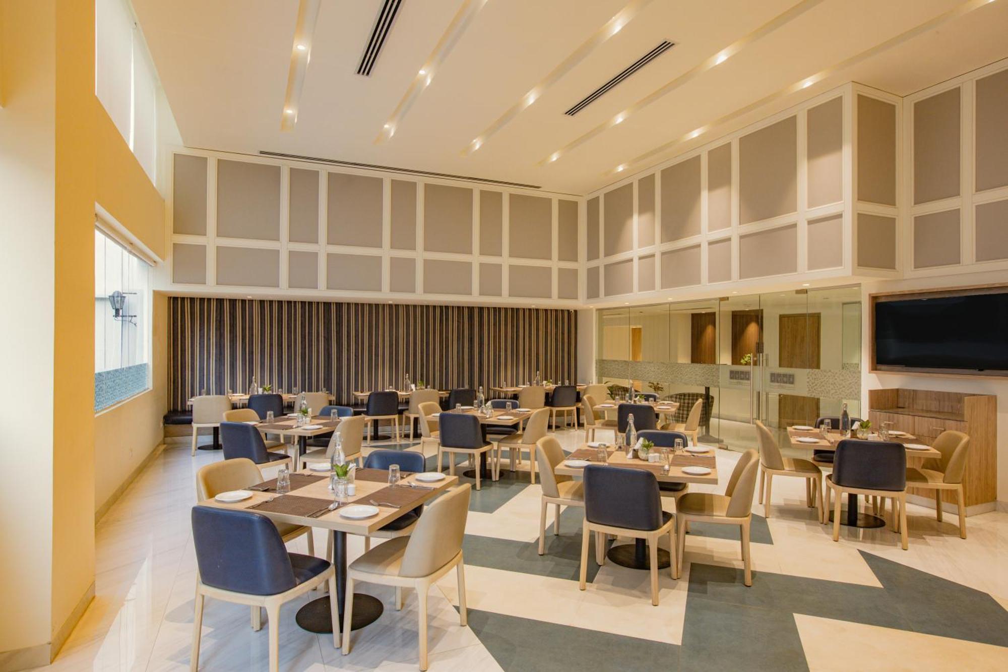 Keys Prima By Lemon Tree Hotels, Pimpri, Pune Eksteriør billede