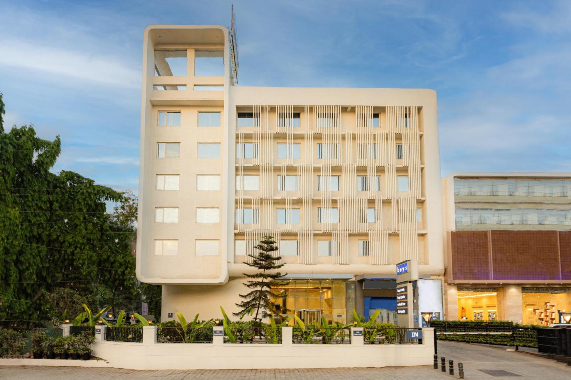 Keys Prima By Lemon Tree Hotels, Pimpri, Pune Eksteriør billede